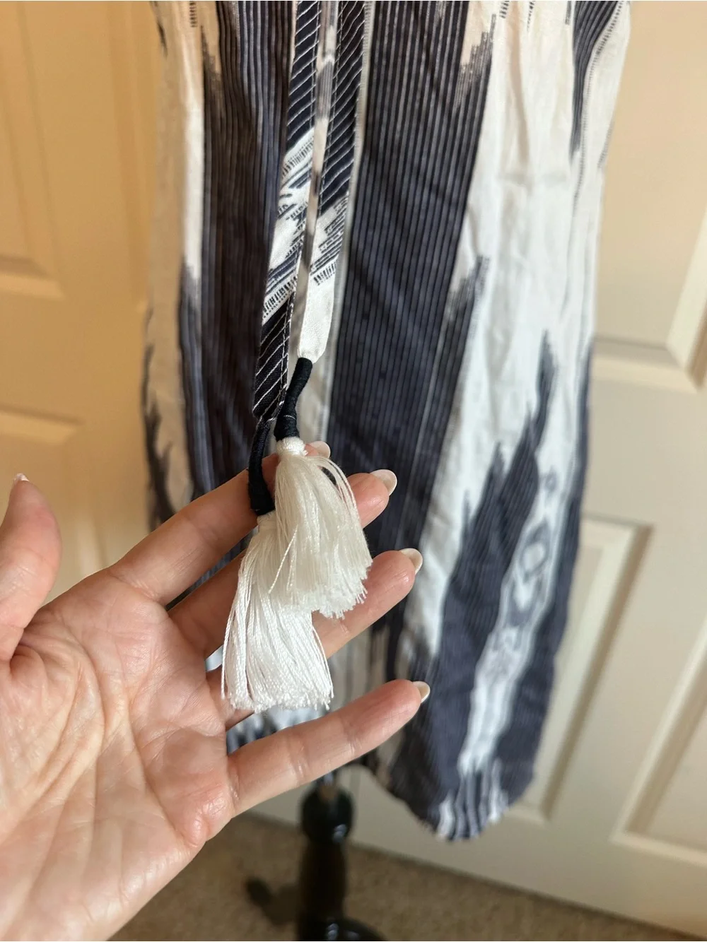 Linen Cynthia Rowley Sleeveless Navy and White Tie-Front Dress